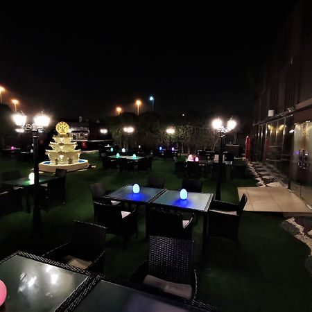 Villaggio Hotel Αμπού Ντάμπι Εξωτερικό φωτογραφία